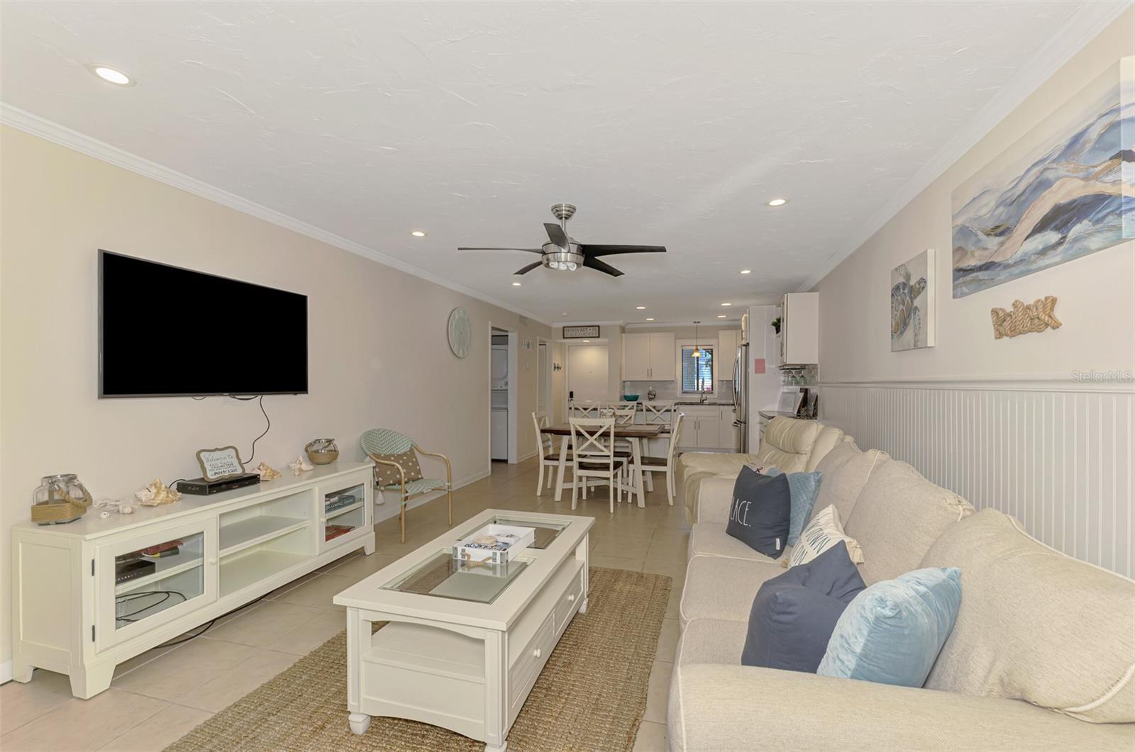 Image 18 of 39 For 1612 Stickney Point Road 1612-1