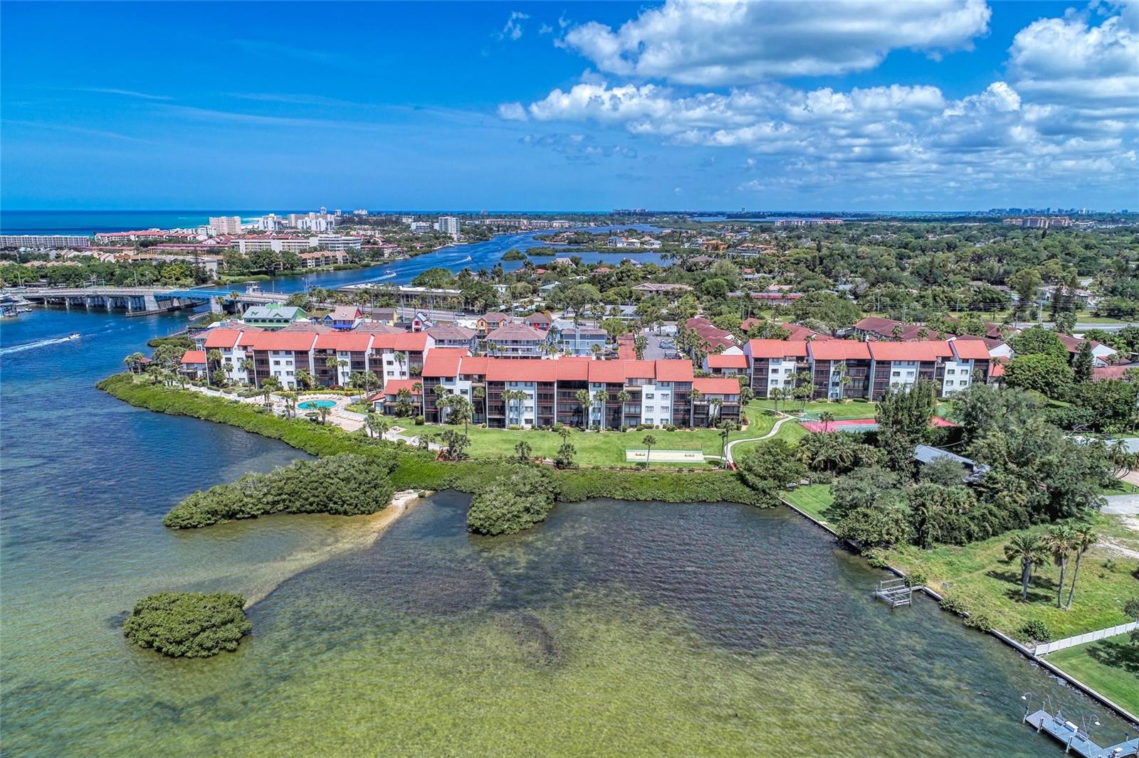 Image 33 of 39 For 1612 Stickney Point Road 1612-1