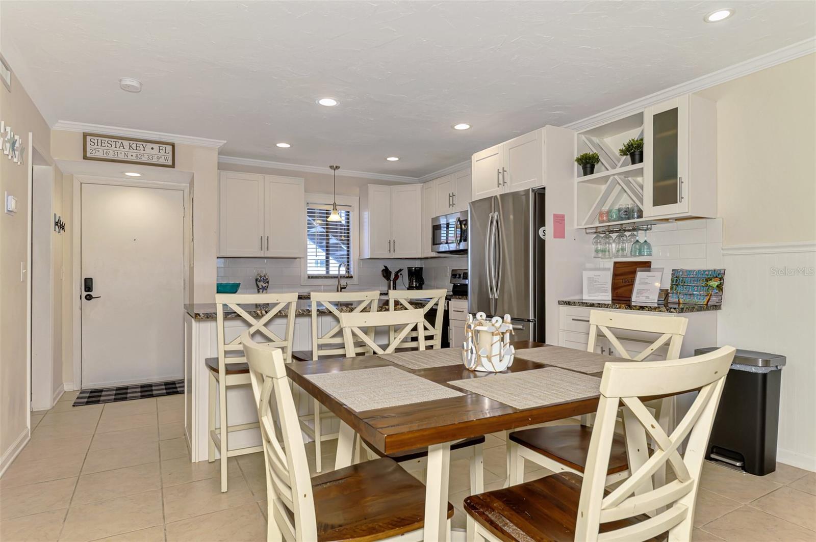 Image 6 of 39 For 1612 Stickney Point Road 1612-1