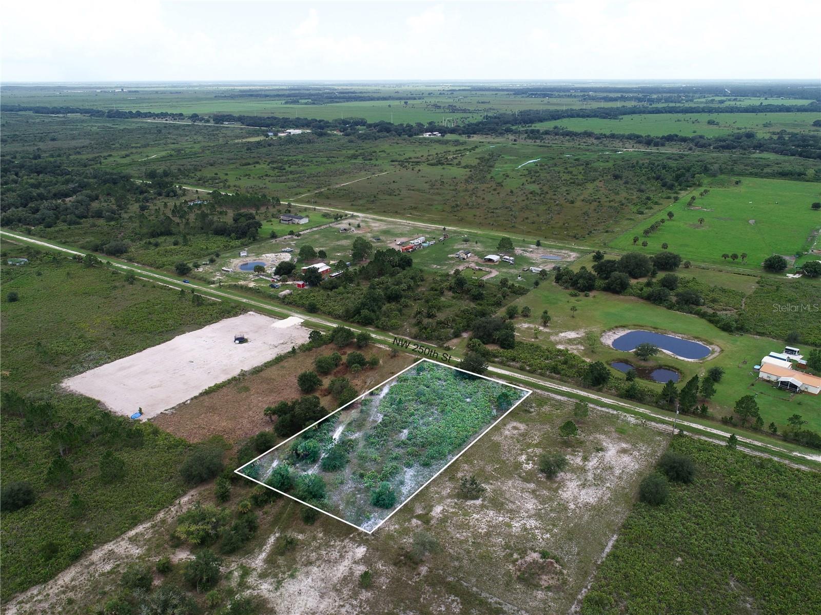 Image 14 of 25 For 18235 250th Street