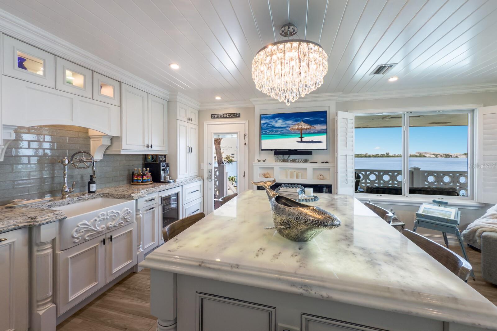 Image 7 of 19 For 761 John Ringling Boulevard 31