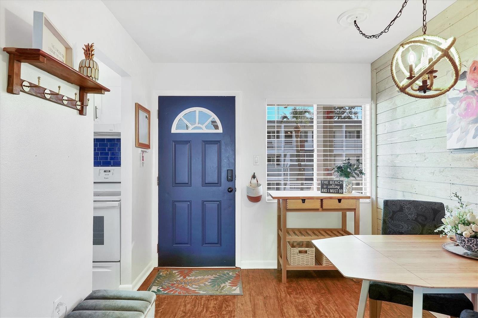 Image 11 of 28 For 1553 Pleasant Road H27