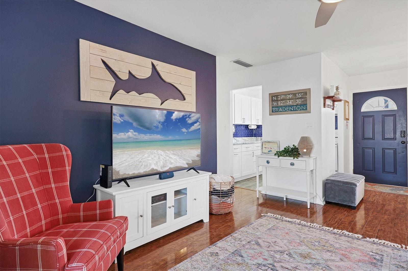 Image 7 of 28 For 1553 Pleasant Road H27