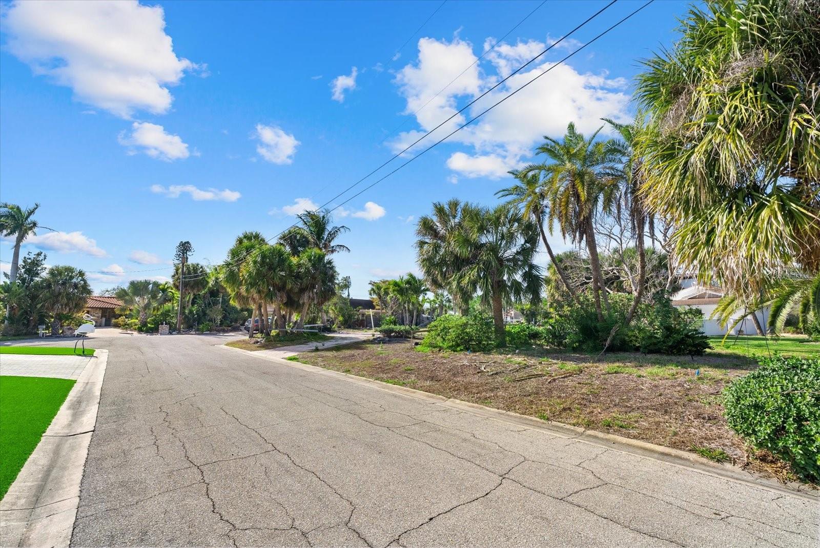 Image 22 of 45 For 5448 Azure Way