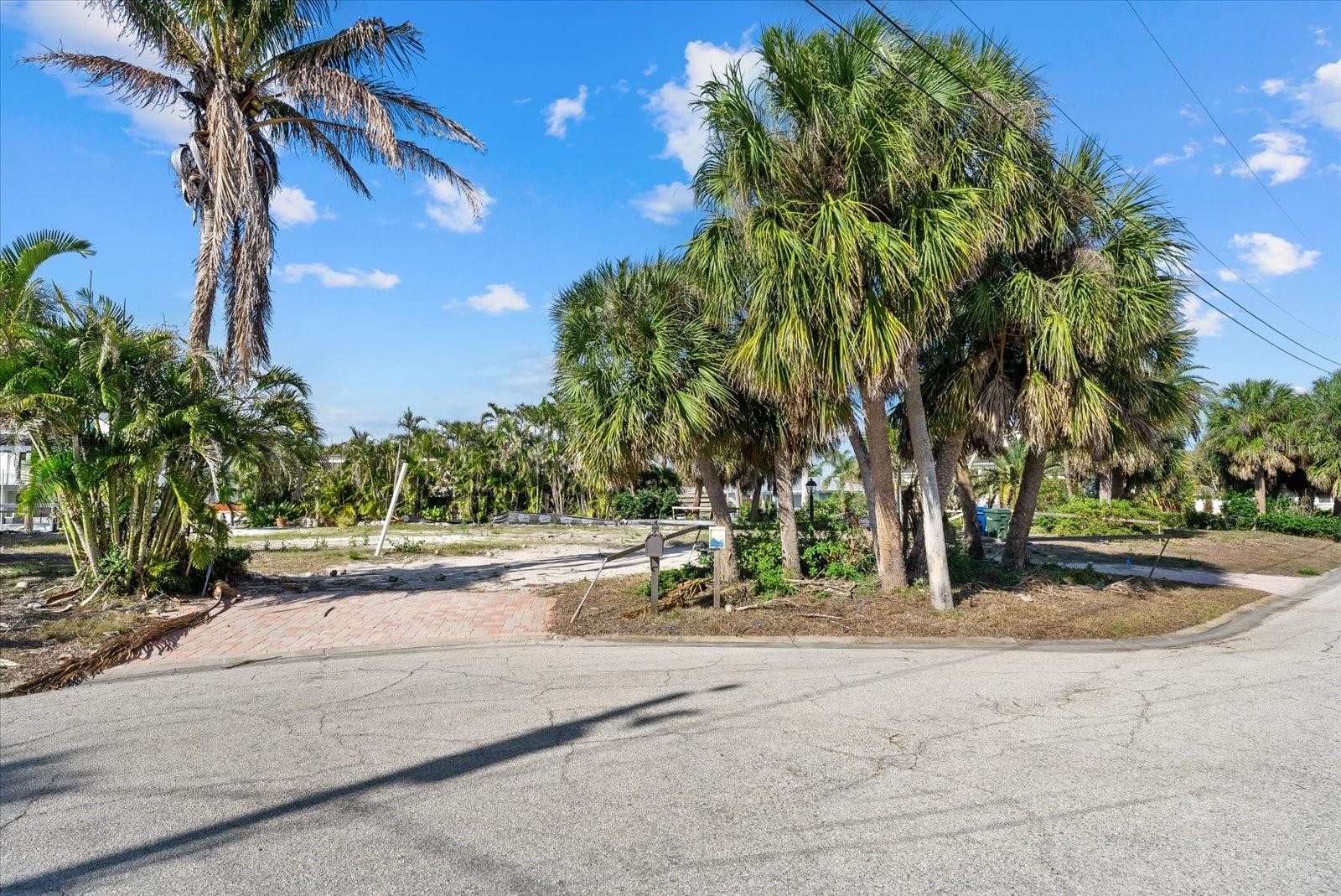 Image 24 of 45 For 5448 Azure Way