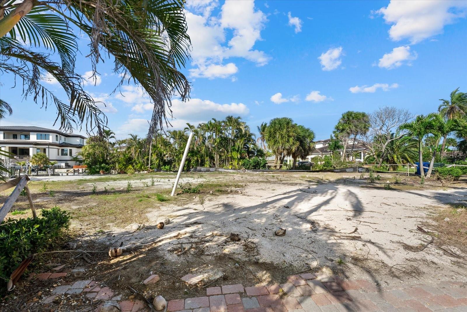 Image 25 of 45 For 5448 Azure Way