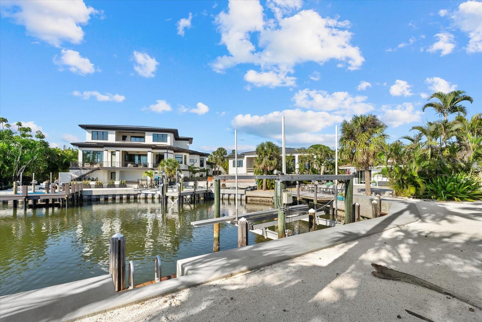 Image 37 of 45 For 5448 Azure Way