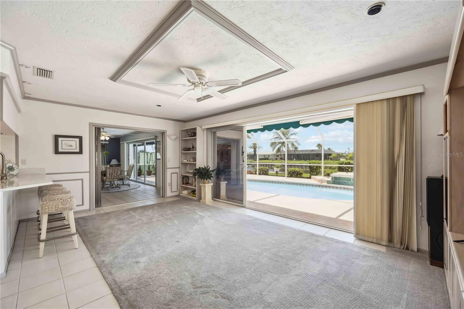 Image 19 of 71 For 965 Gondola Drive