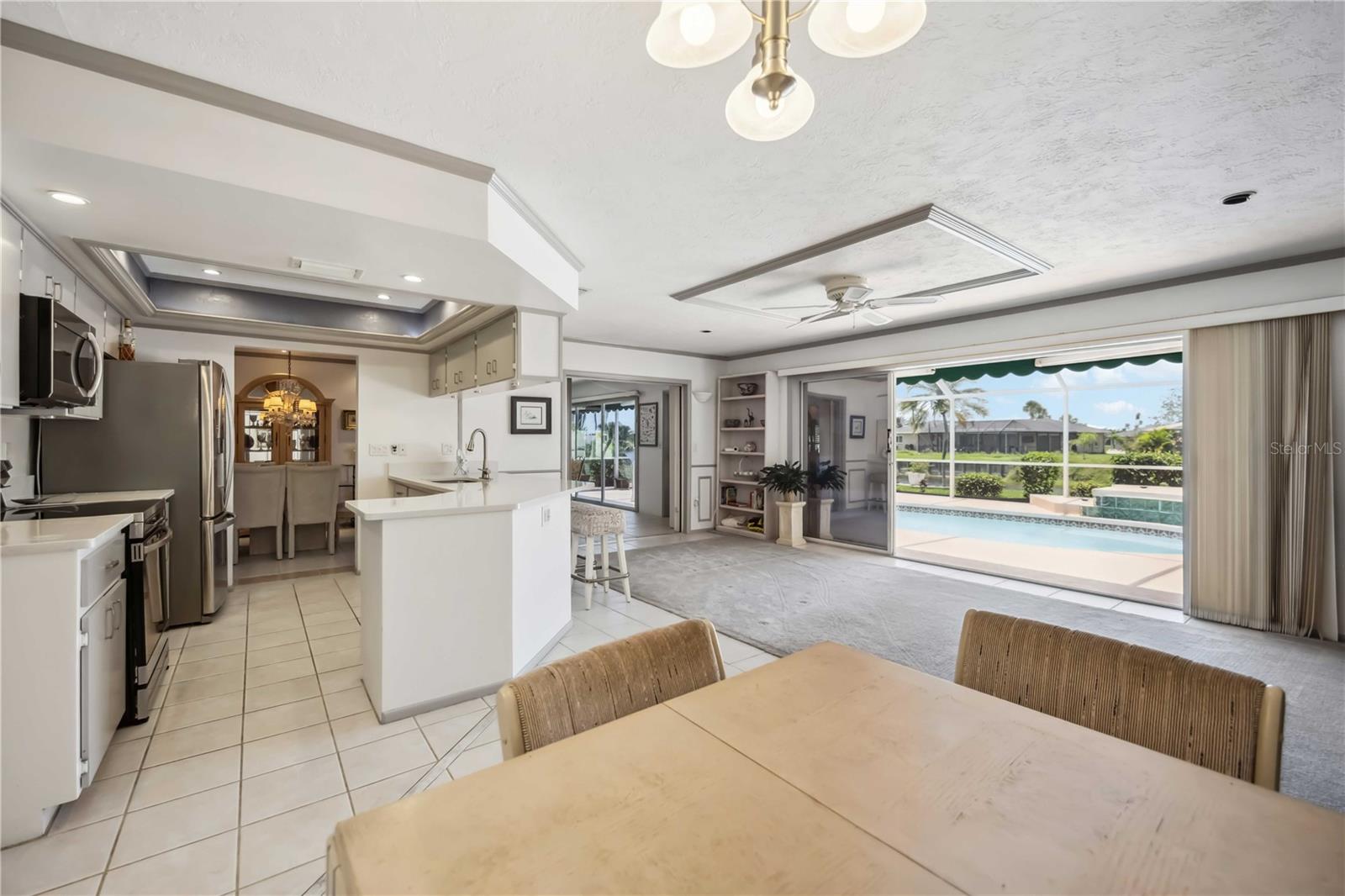 Image 20 of 71 For 965 Gondola Drive