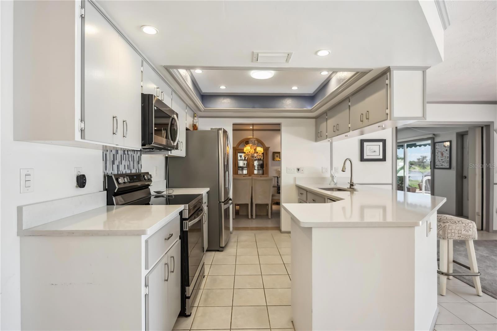 Image 23 of 71 For 965 Gondola Drive