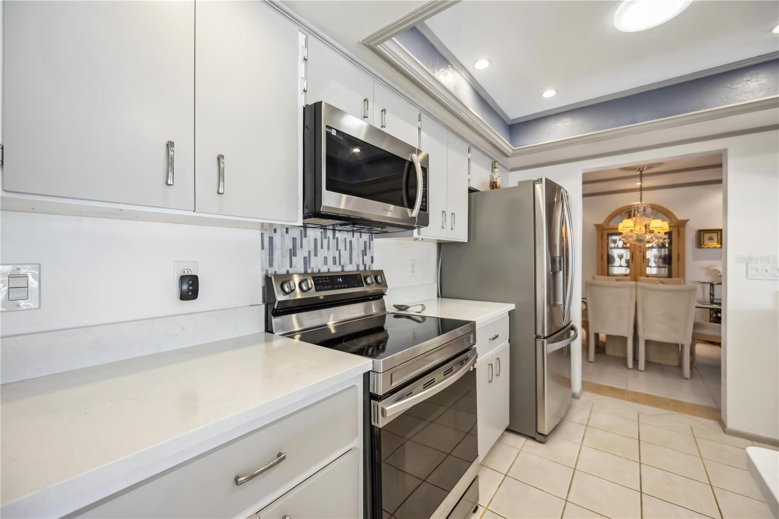 Image 24 of 71 For 965 Gondola Drive