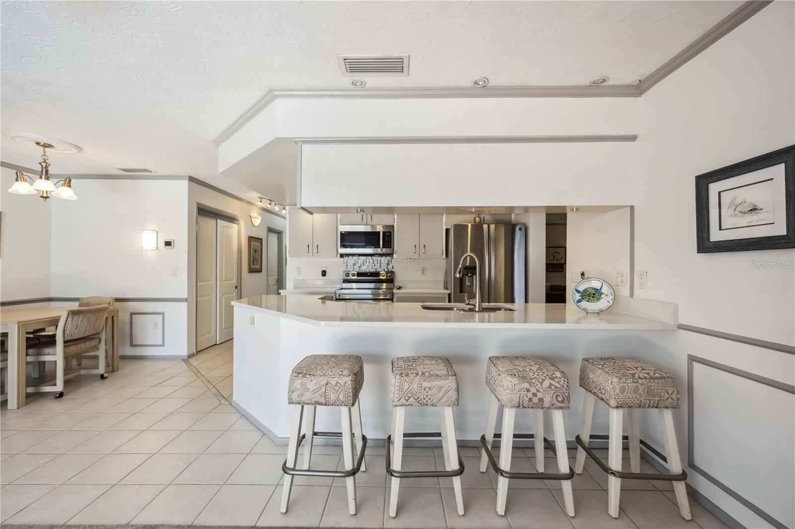 Image 26 of 71 For 965 Gondola Drive