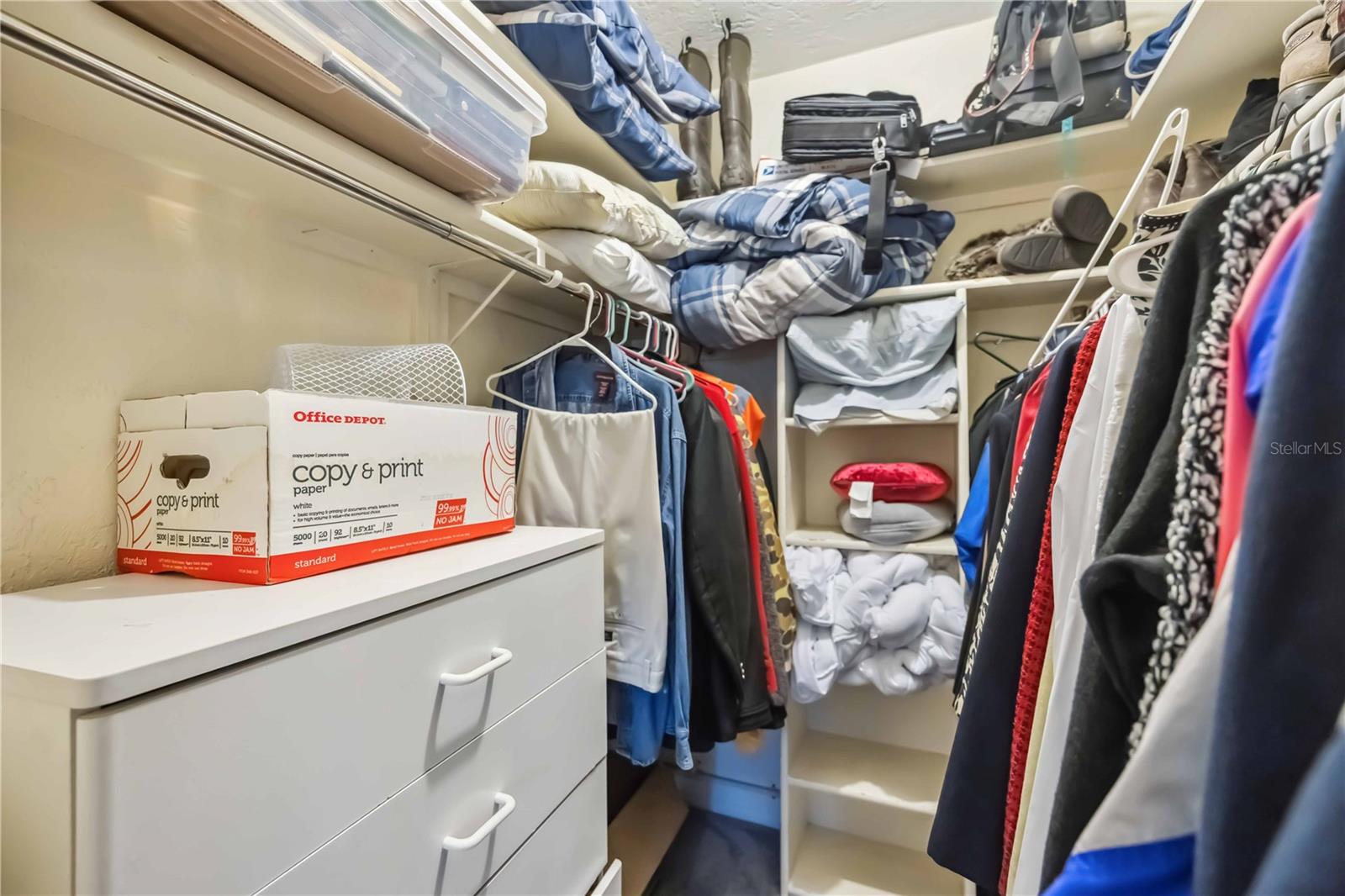 Image 34 of 71 For 965 Gondola Drive