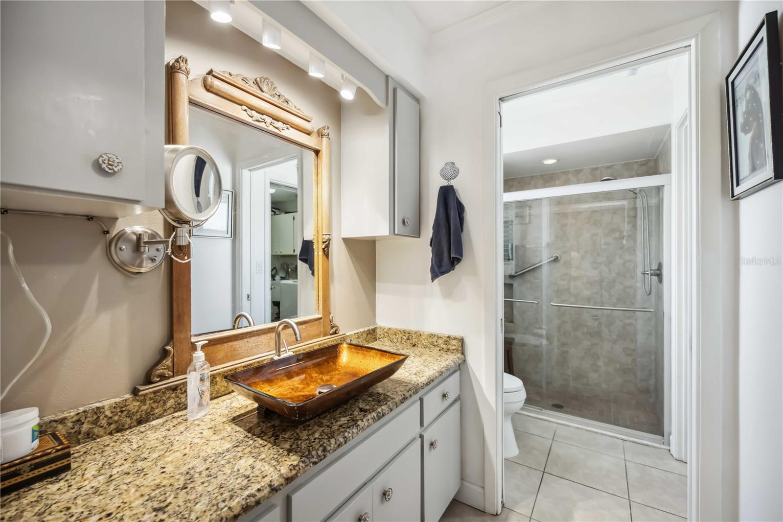 Image 39 of 71 For 965 Gondola Drive