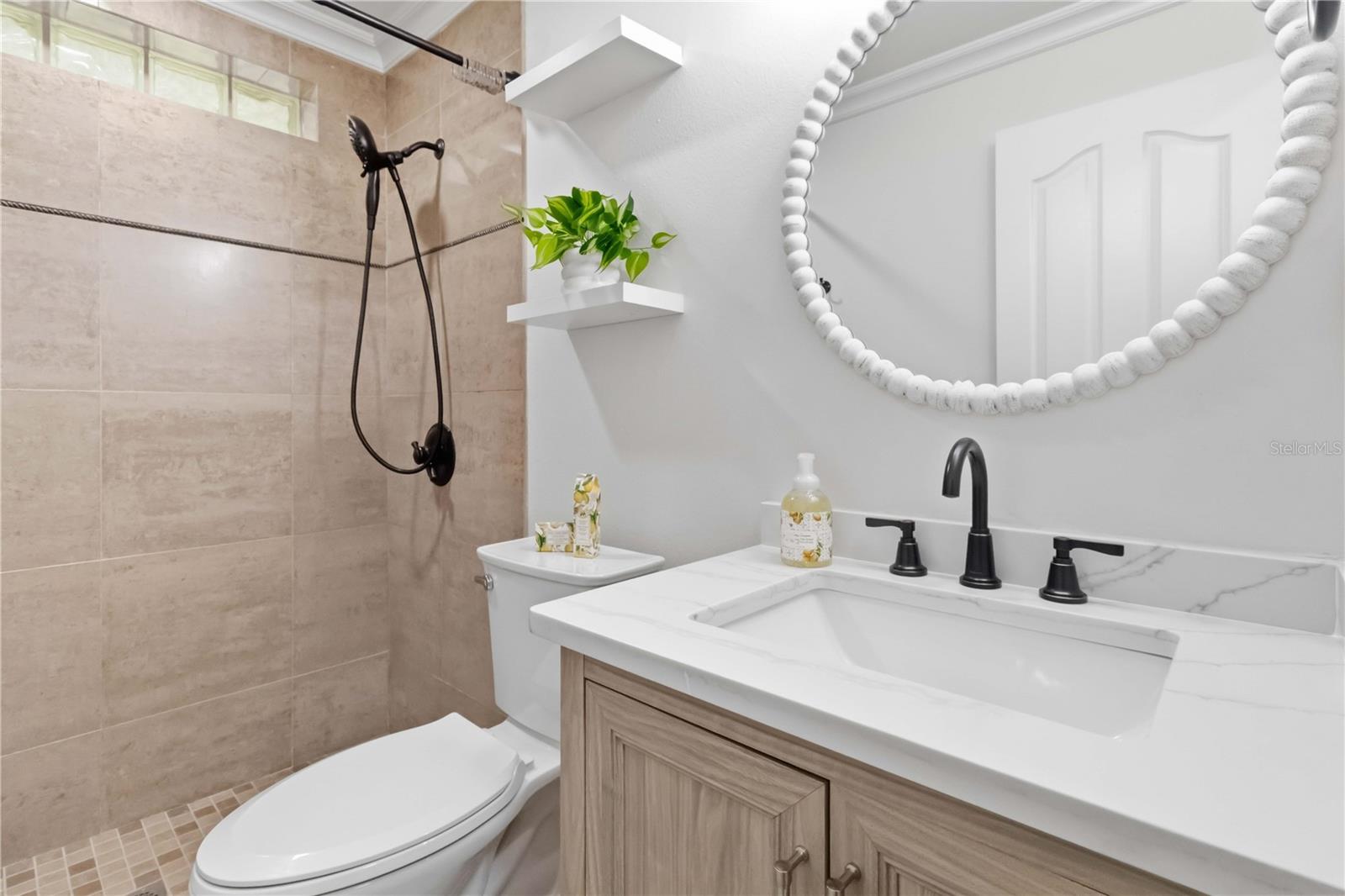 Image 28 of 52 For 2293 Spring Lake Highway