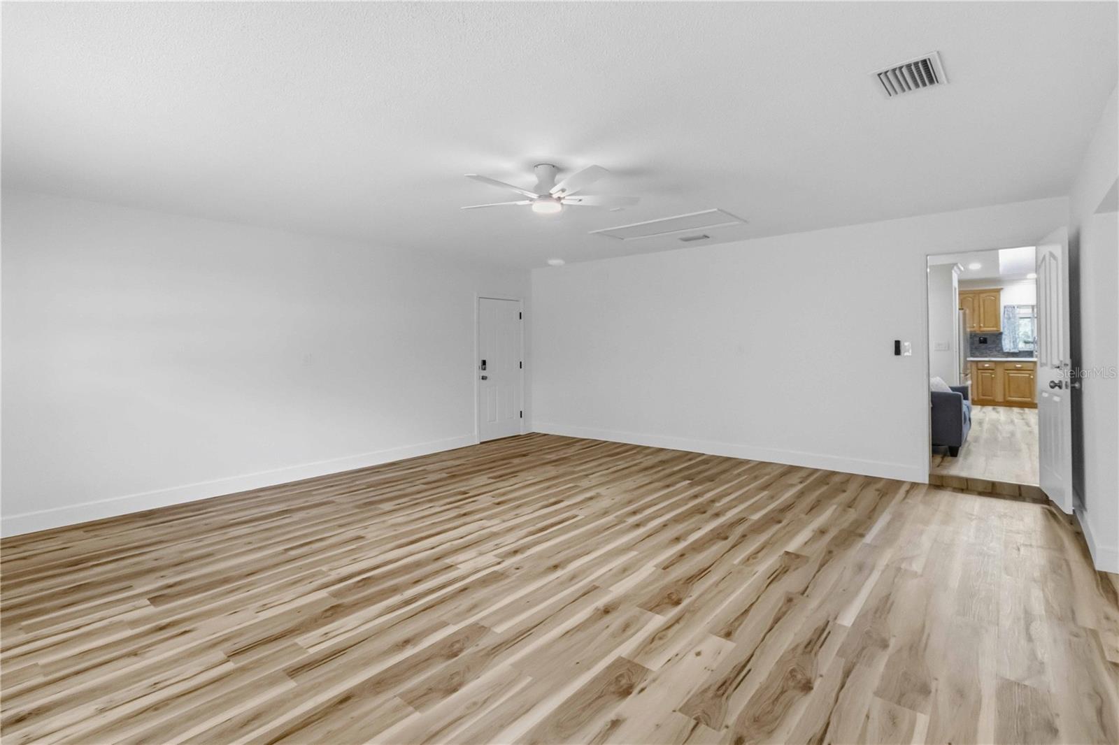 Image 30 of 52 For 2293 Spring Lake Highway