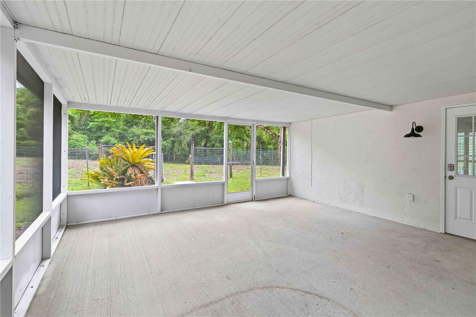 Image 35 of 52 For 2293 Spring Lake Highway