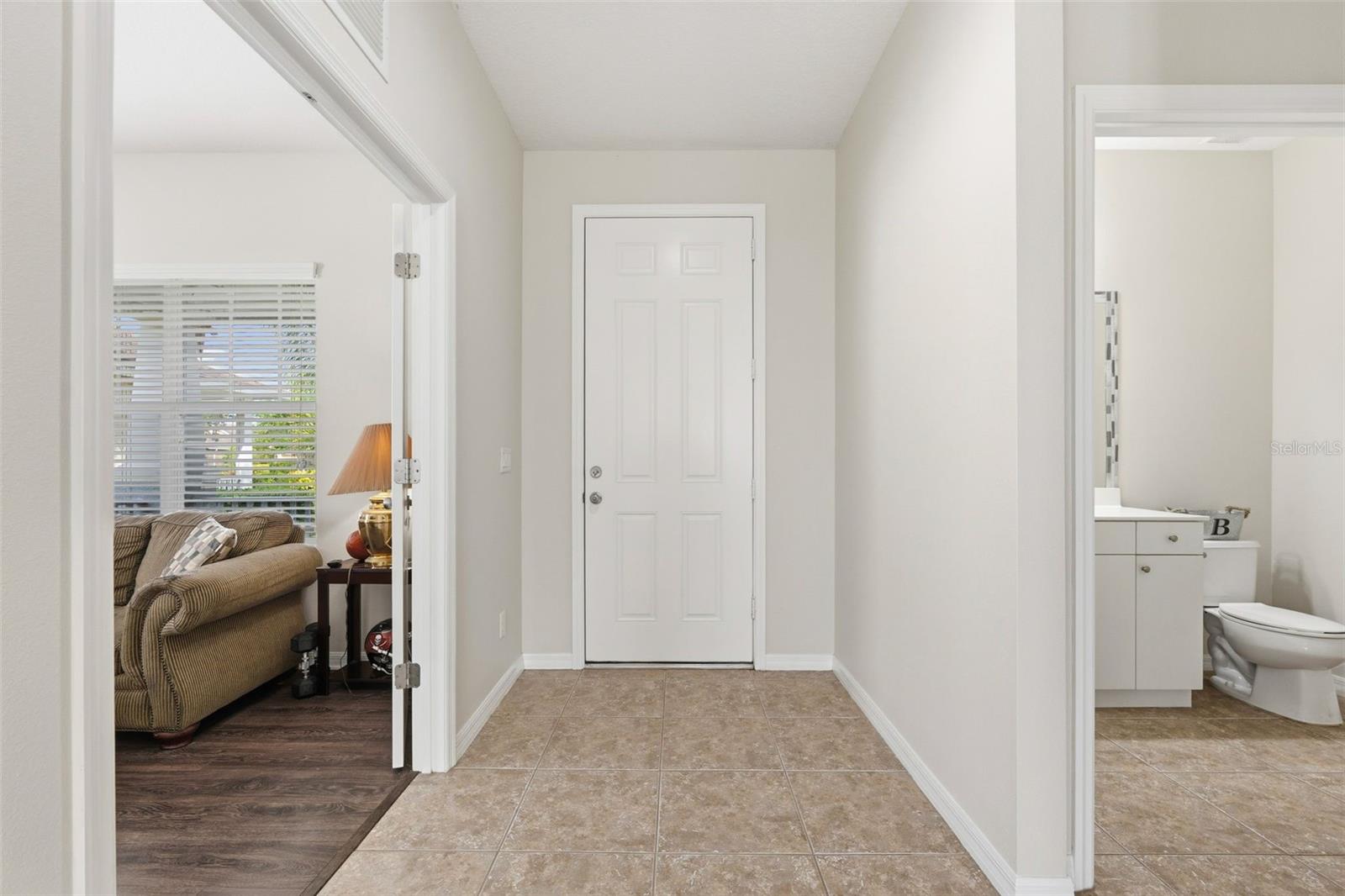 Image 11 of 61 For 11904 Forest Park Circle