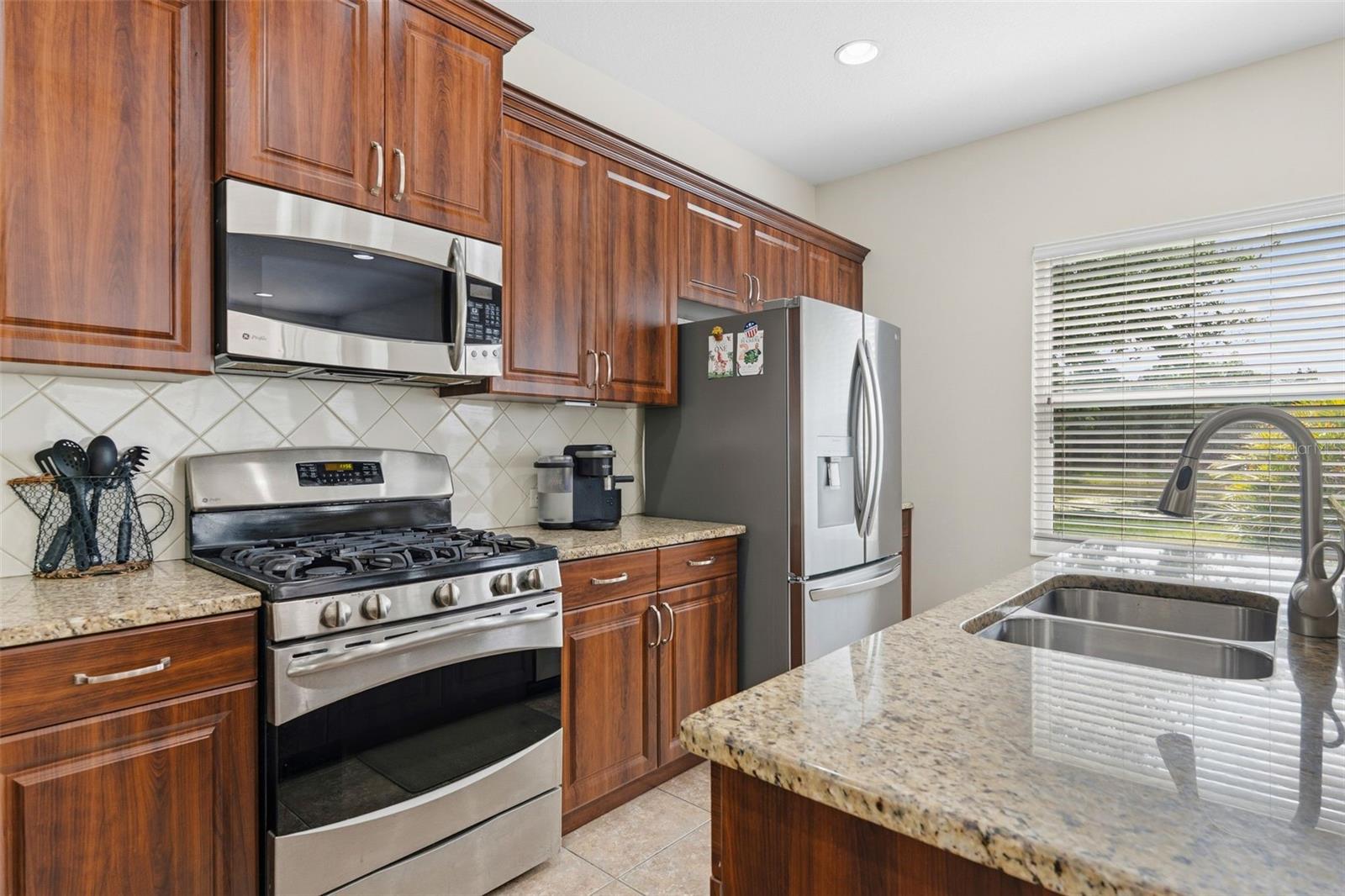 Image 25 of 61 For 11904 Forest Park Circle