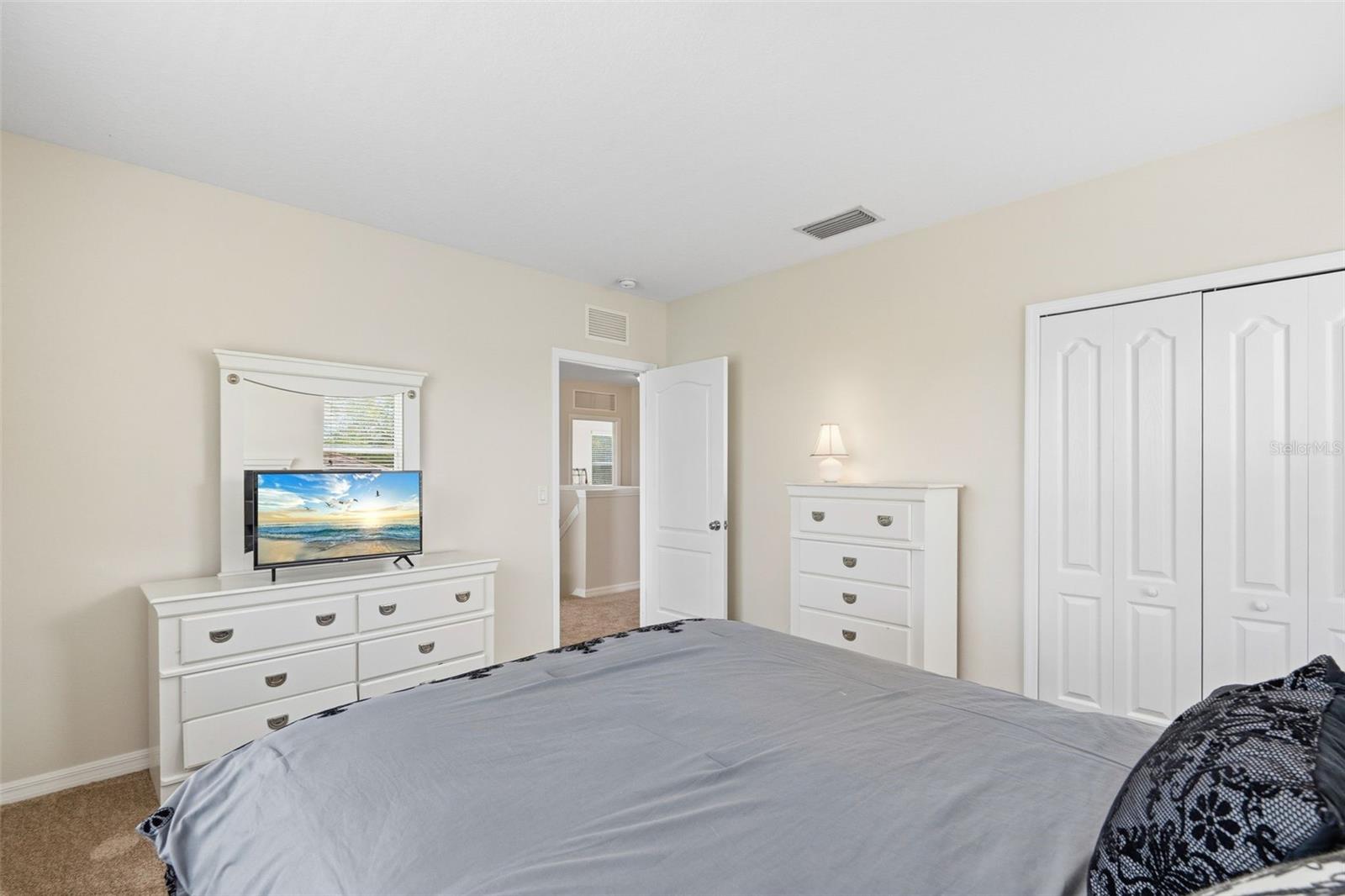 Image 33 of 61 For 11904 Forest Park Circle