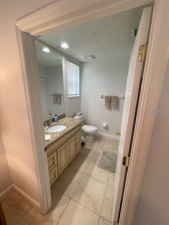 Image 18 of 39 For 7280 Eleanor Circle 101