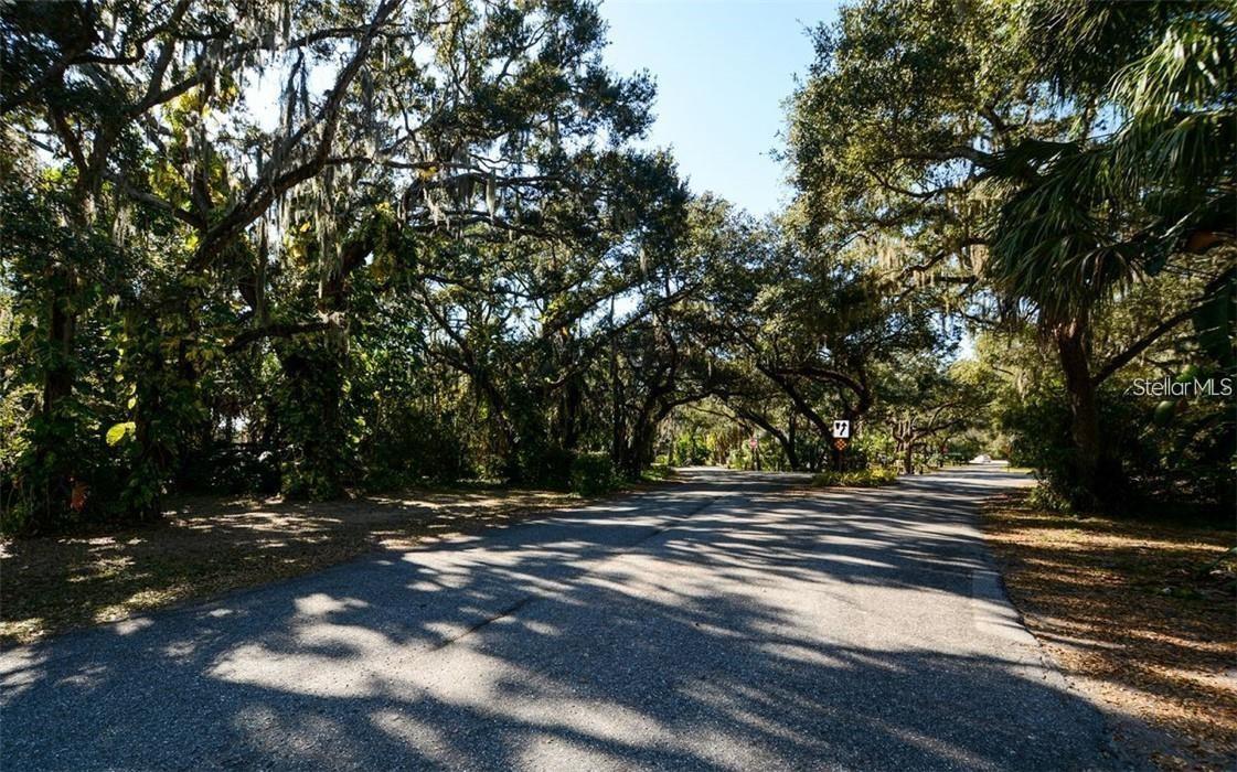 Image 36 of 39 For 7280 Eleanor Circle 101