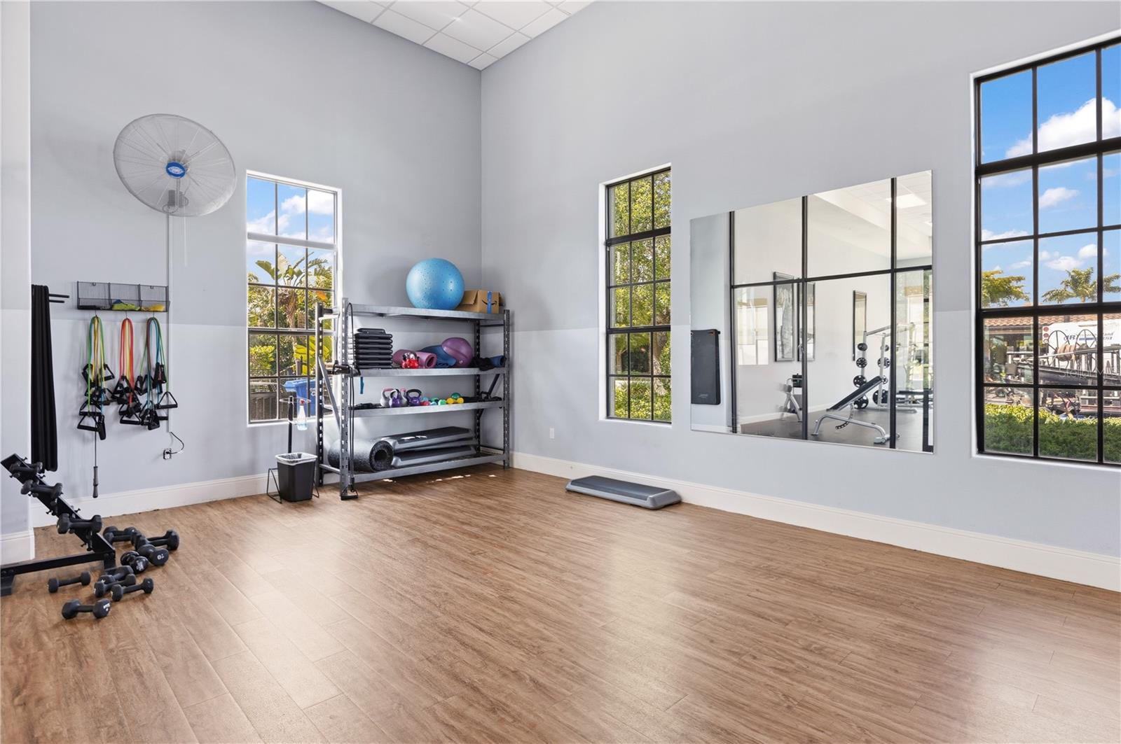 Image 27 of 31 For 104 Villoresi Boulevard