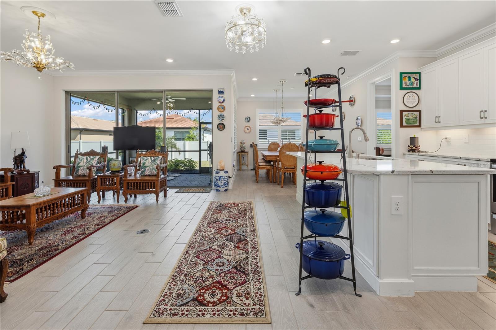 Image 3 of 31 For 104 Villoresi Boulevard