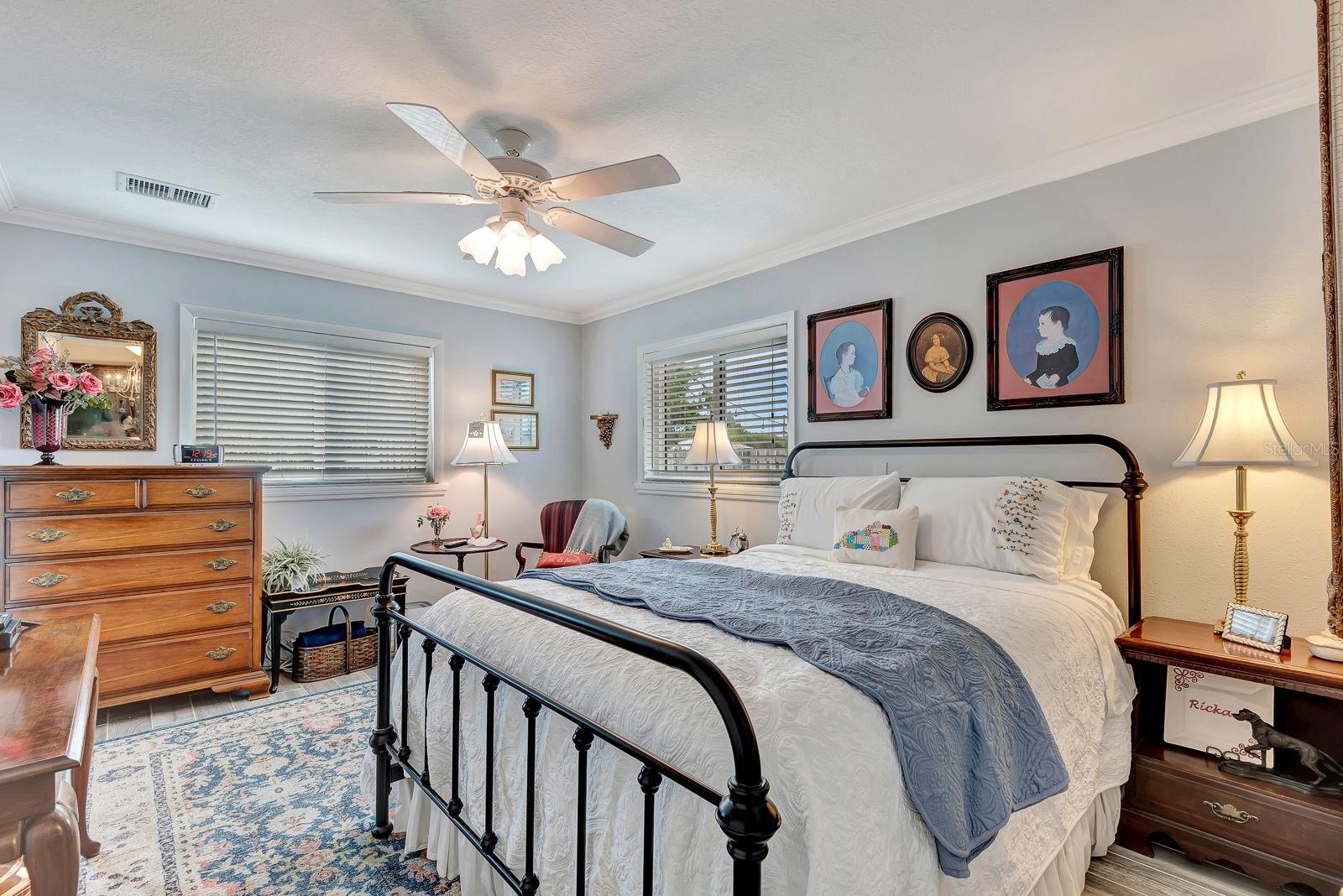 Image 16 of 29 For 4395 Sarasota Avenue