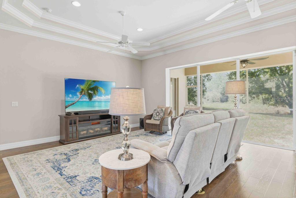 Image 12 of 70 For 12563 Natureview Circle