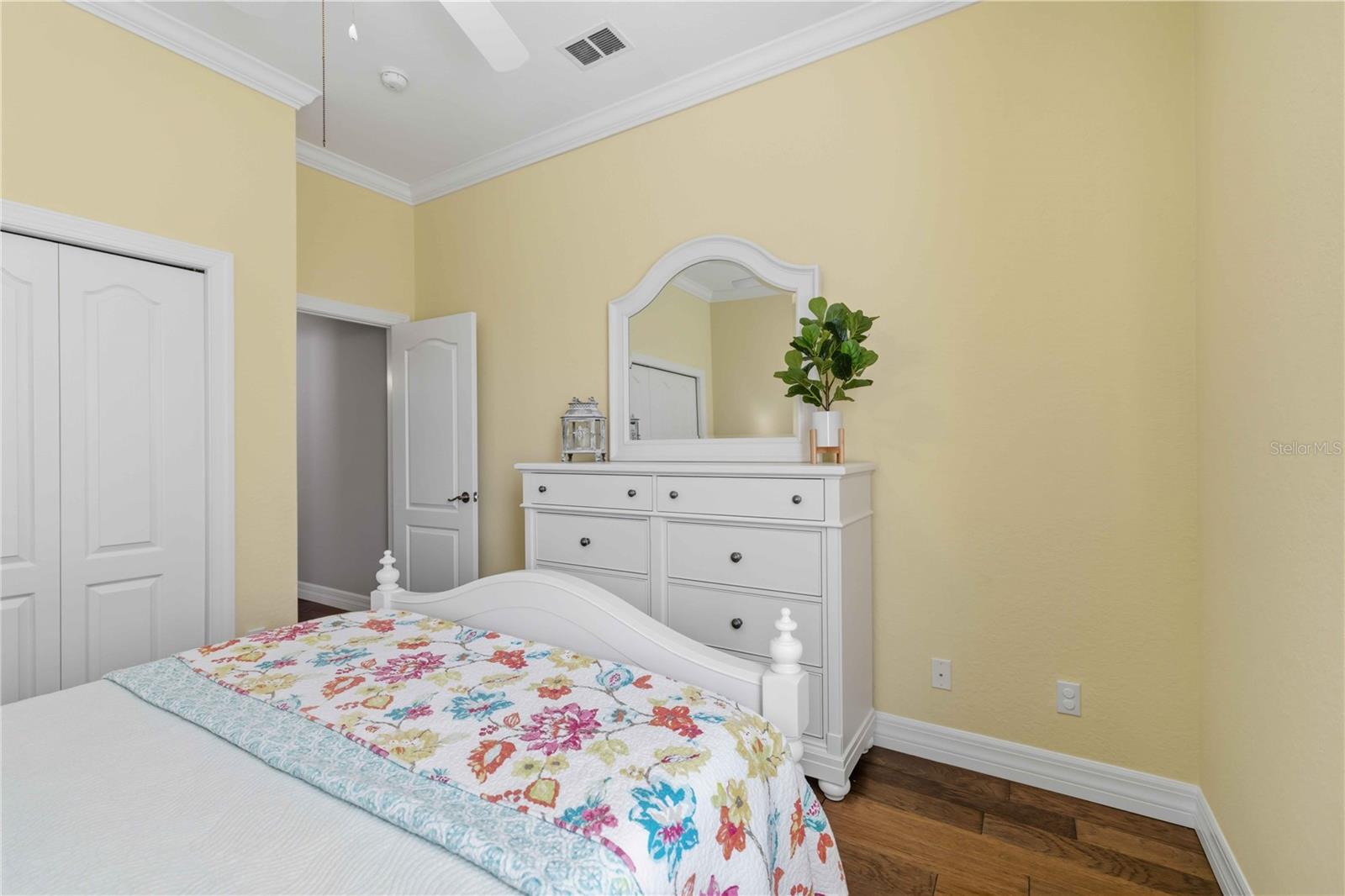 Image 38 of 70 For 12563 Natureview Circle