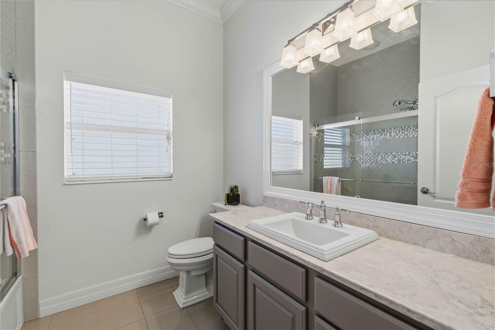 Image 39 of 70 For 12563 Natureview Circle