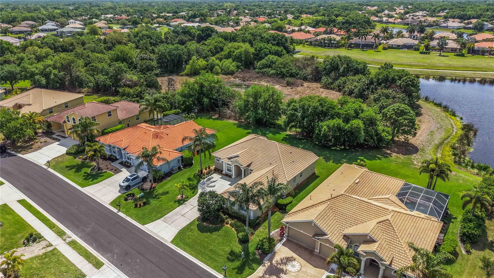 Image 50 of 70 For 12563 Natureview Circle