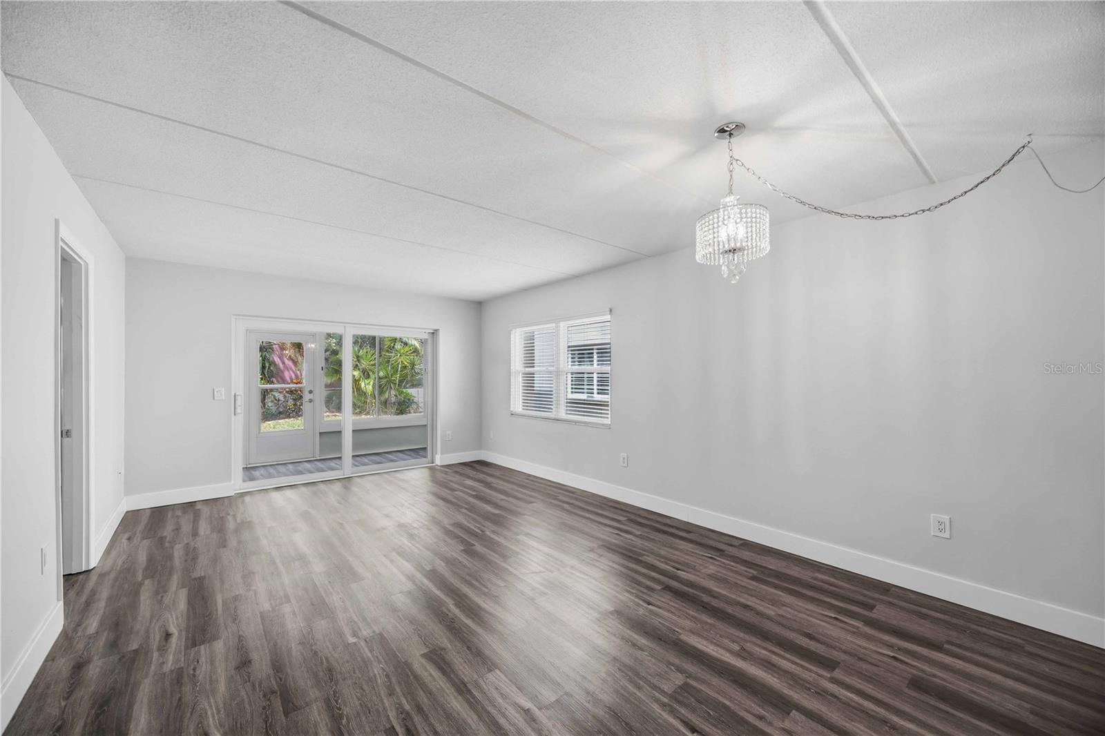 Image 15 of 37 For 270 Santa Maria Street 104