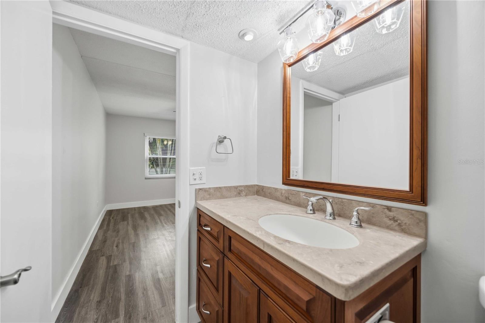 Image 21 of 37 For 270 Santa Maria Street 104