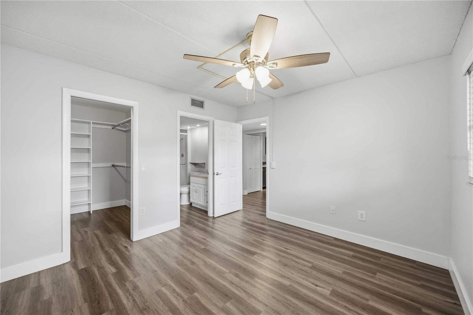 Image 24 of 37 For 270 Santa Maria Street 104