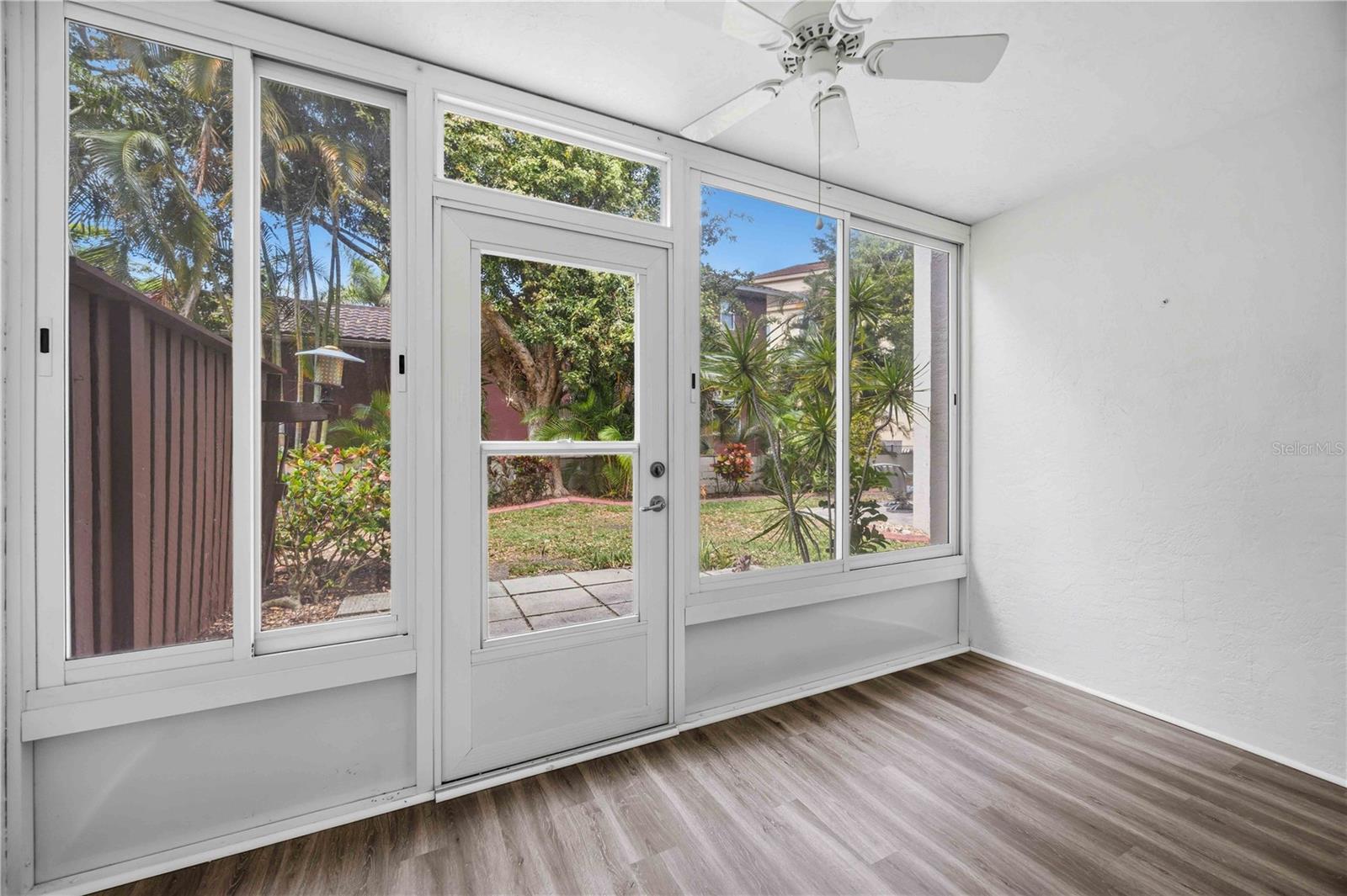 Image 29 of 37 For 270 Santa Maria Street 104