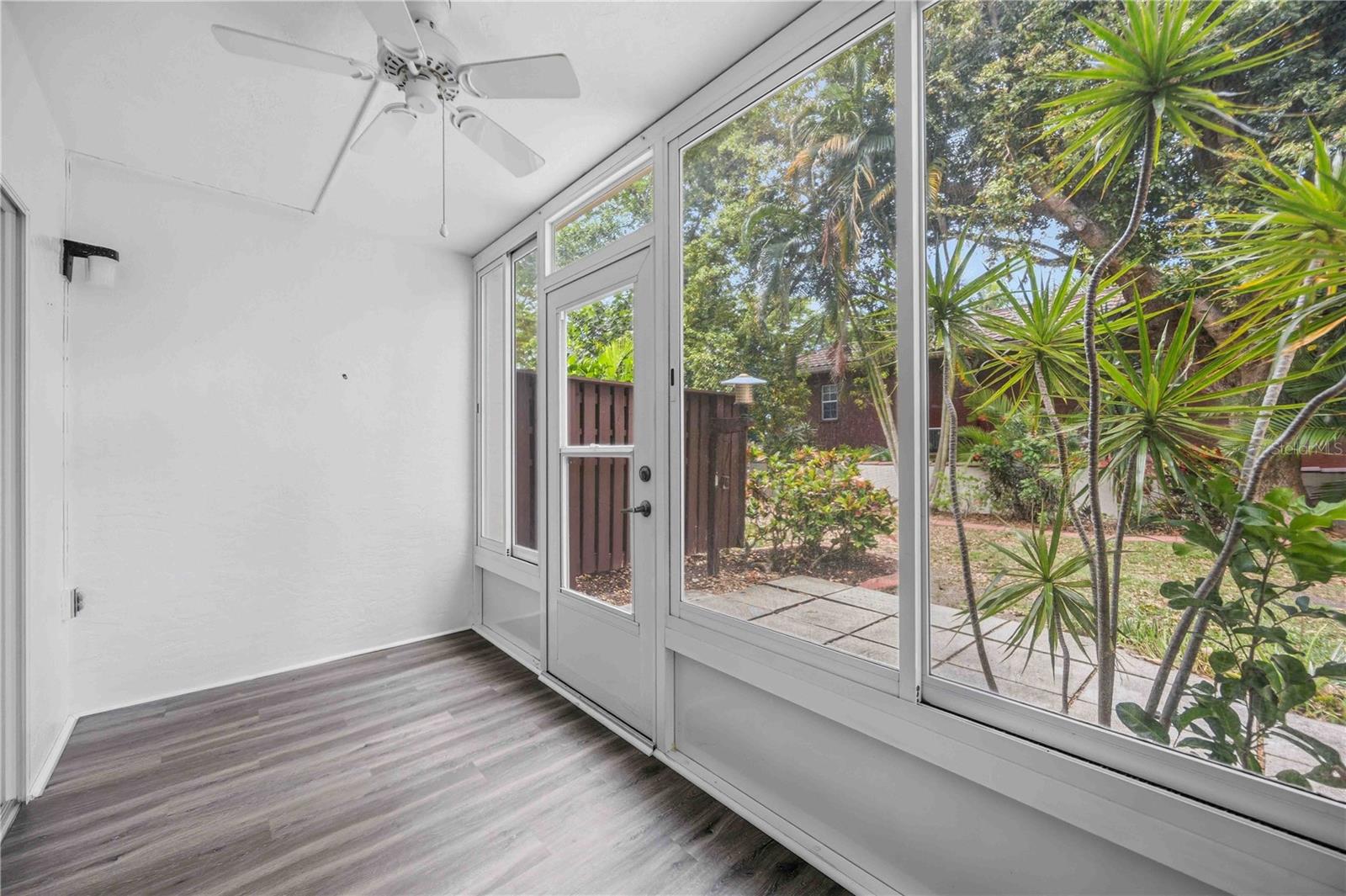 Image 31 of 37 For 270 Santa Maria Street 104