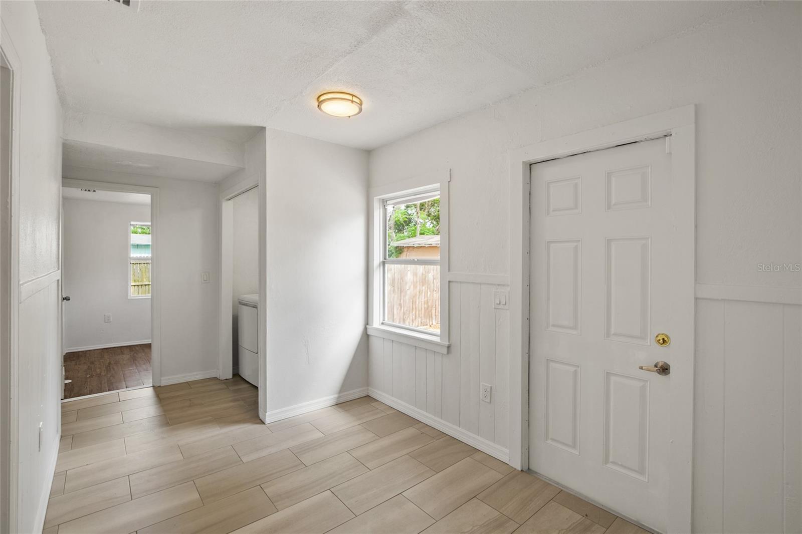 Image 13 of 19 For 1618 43rd Street S