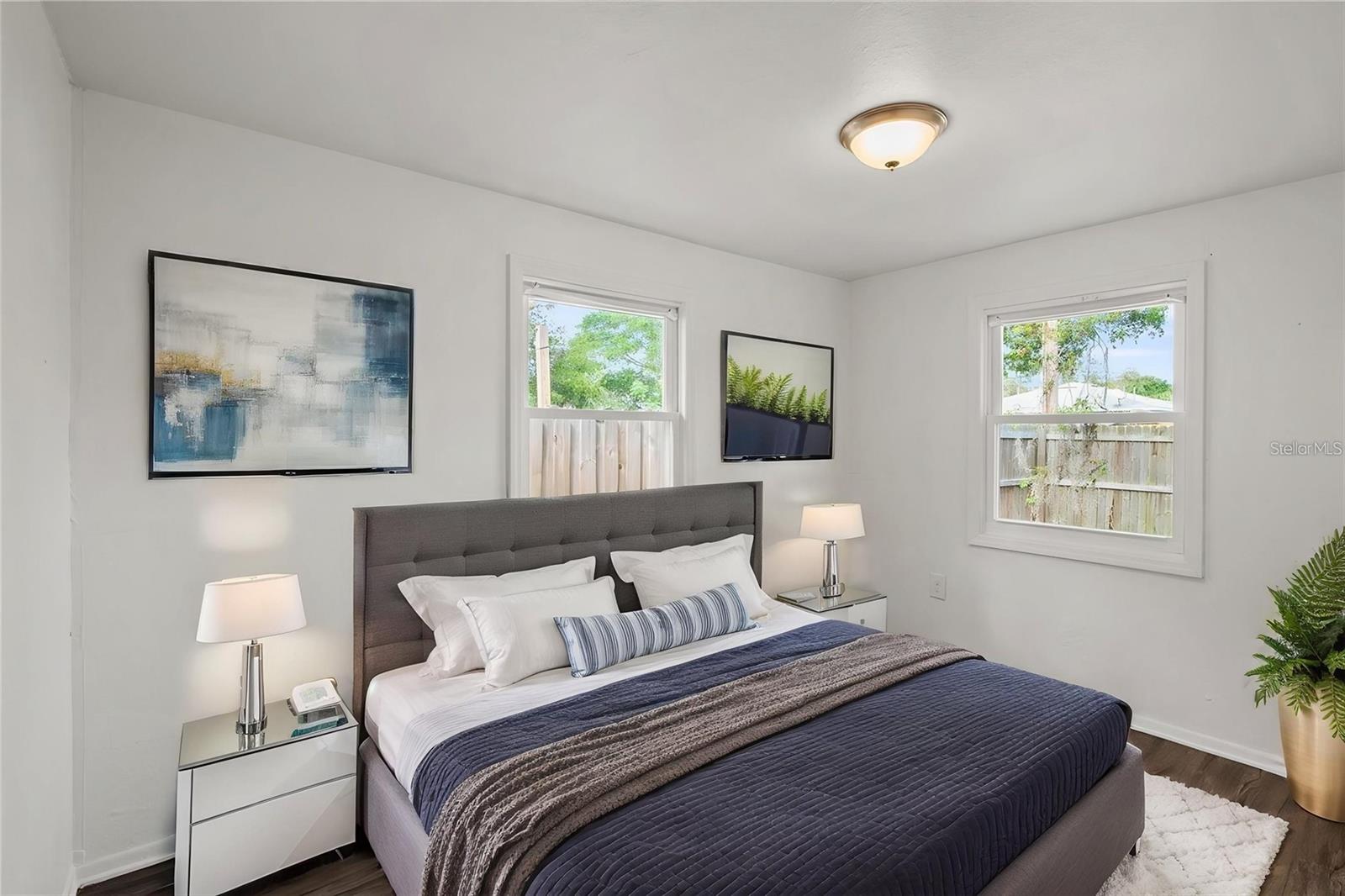 Image 15 of 19 For 1618 43rd Street S