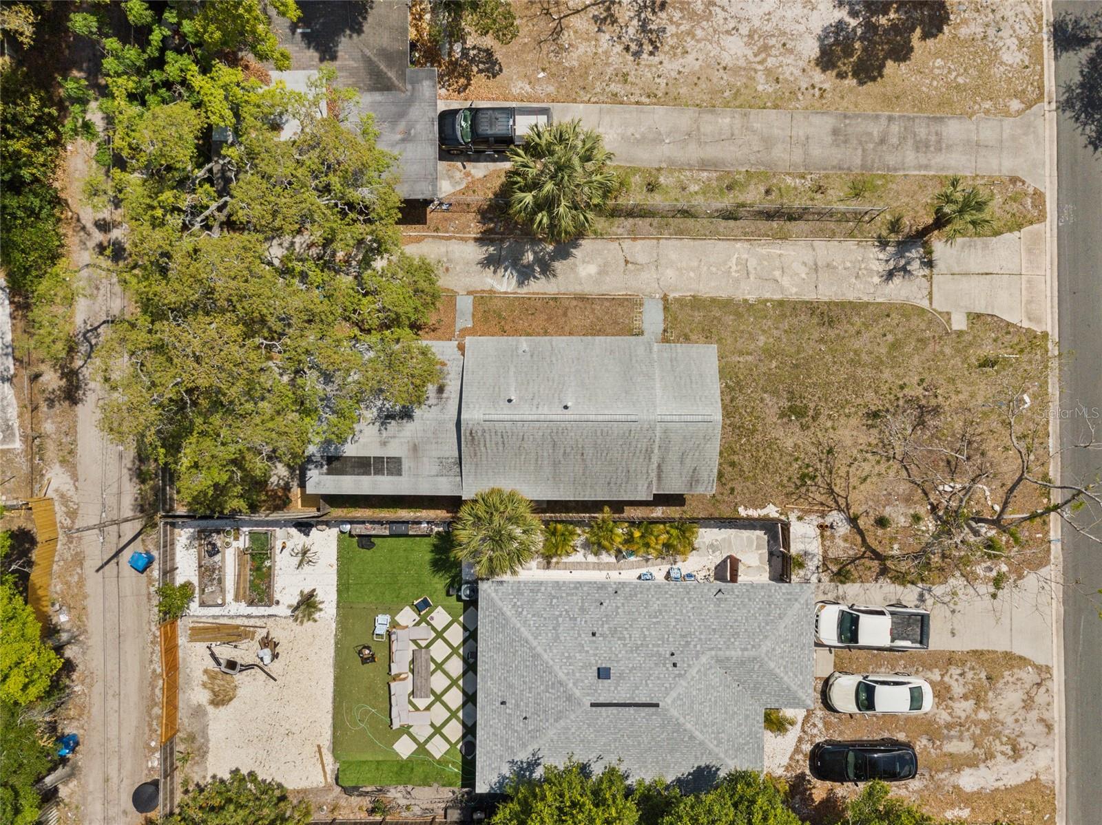 Image 17 of 19 For 1618 43rd Street S