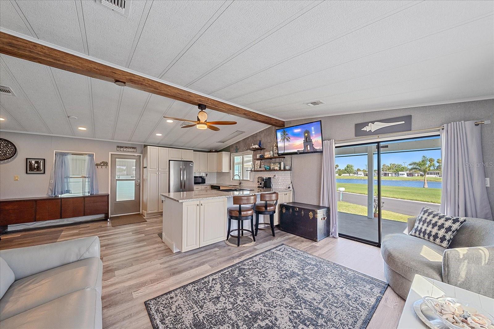 Image 12 of 31 For 137 Lakeview Drive 137