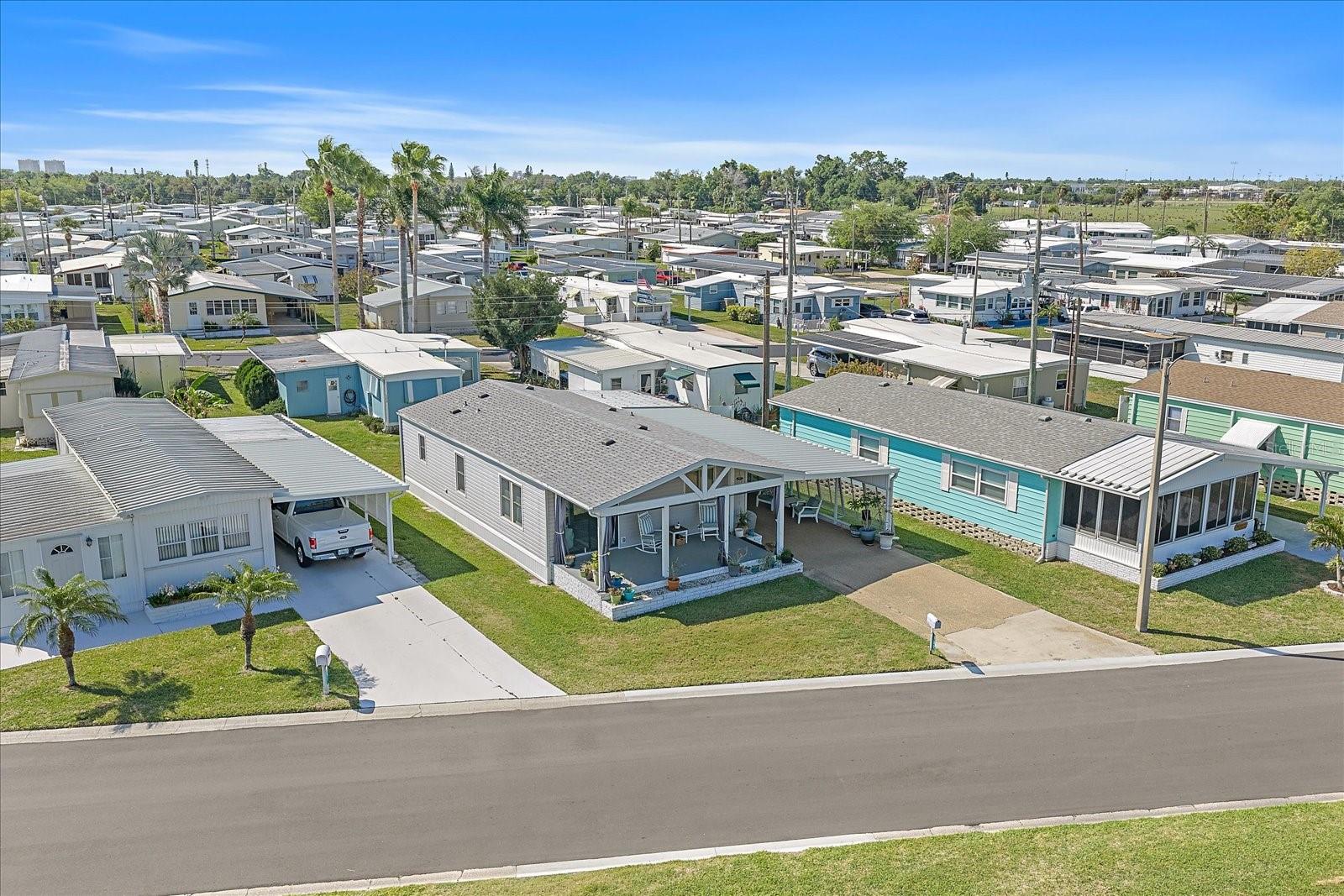 Image 24 of 31 For 137 Lakeview Drive 137