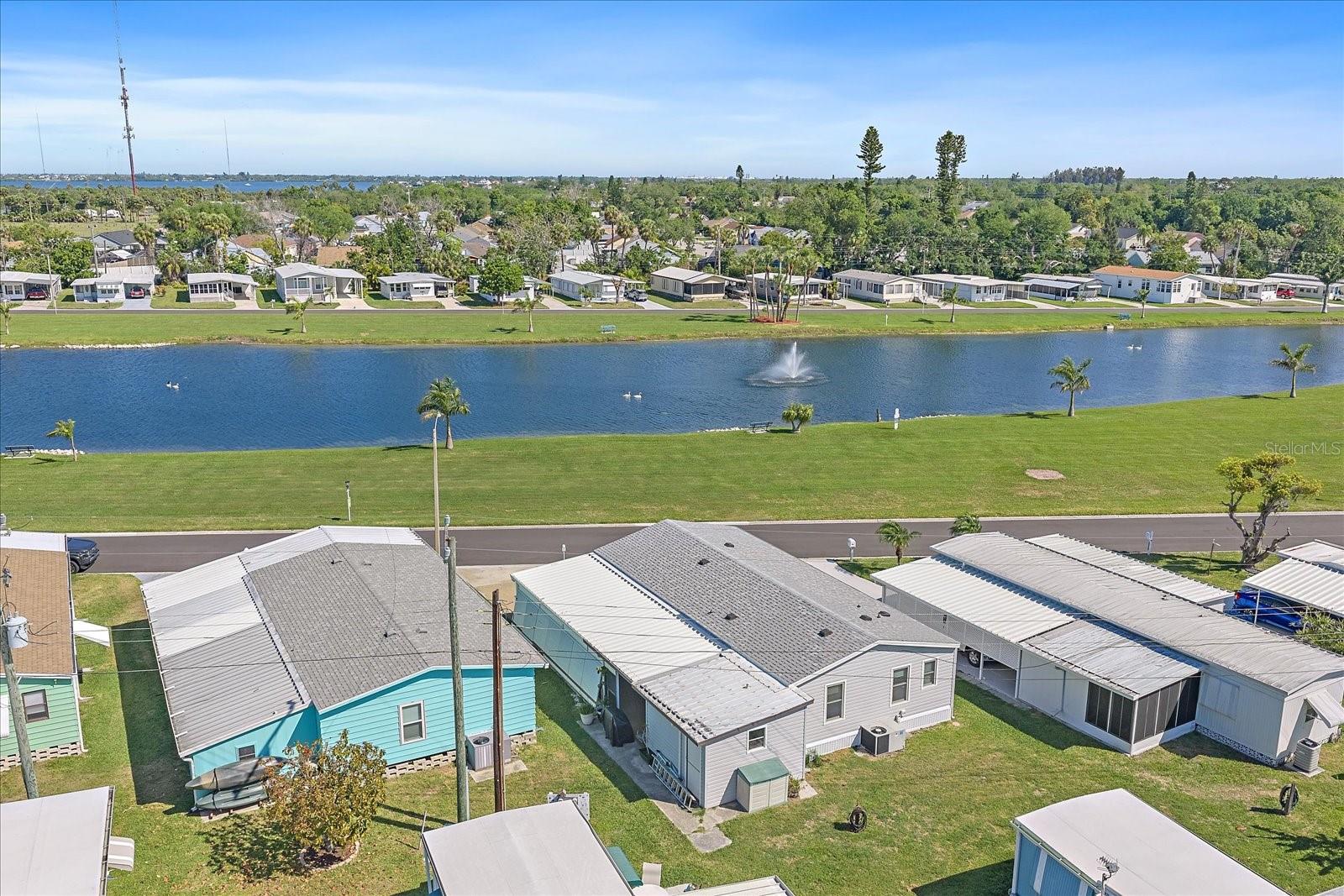 Image 26 of 31 For 137 Lakeview Drive 137