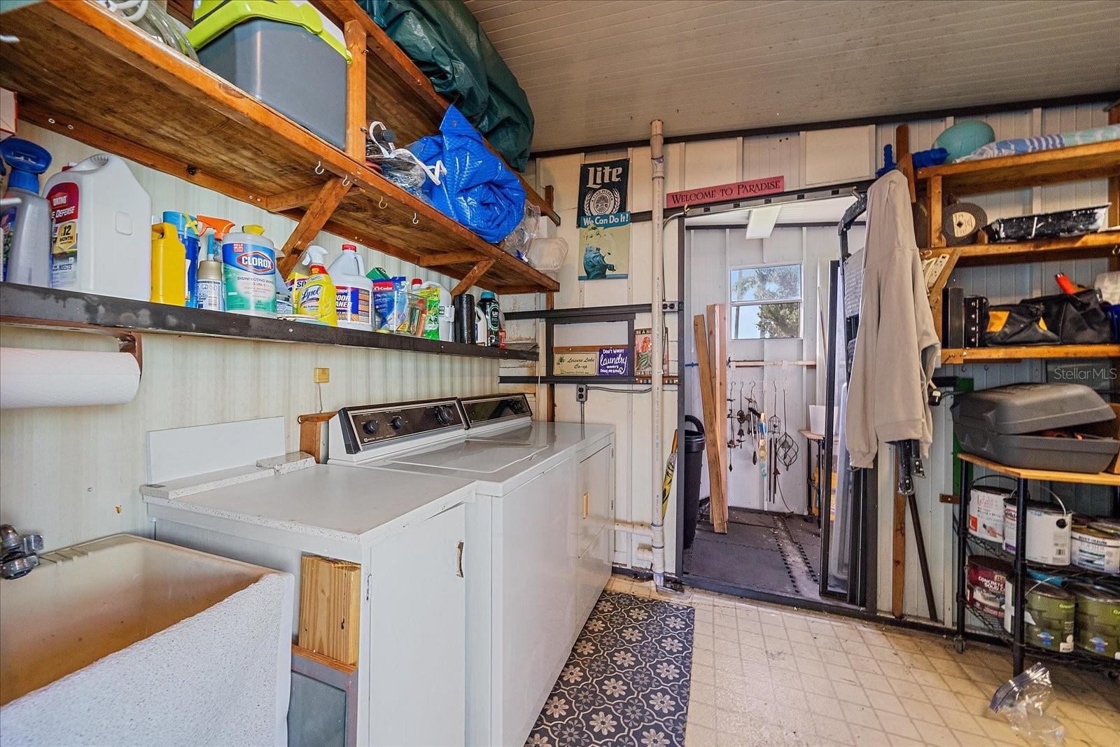 Image 30 of 31 For 137 Lakeview Drive 137