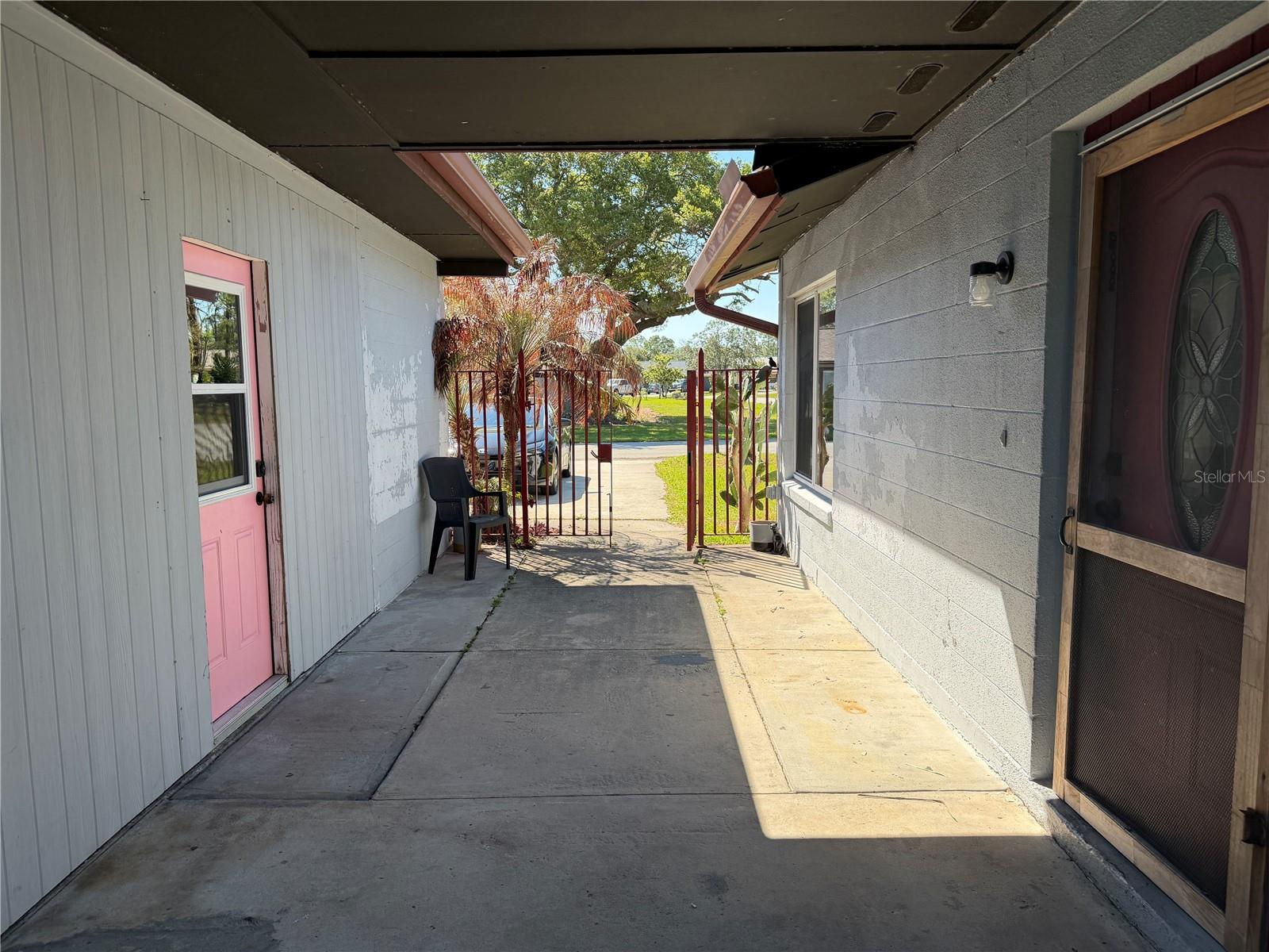 Image 30 of 33 For 27 Farmbrook Lane