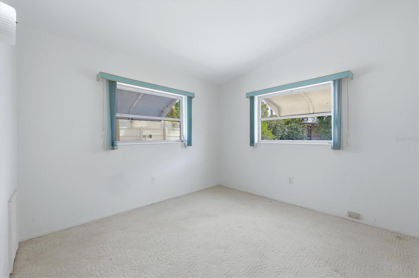 Image 24 of 39 For 3876 Prudence Drive