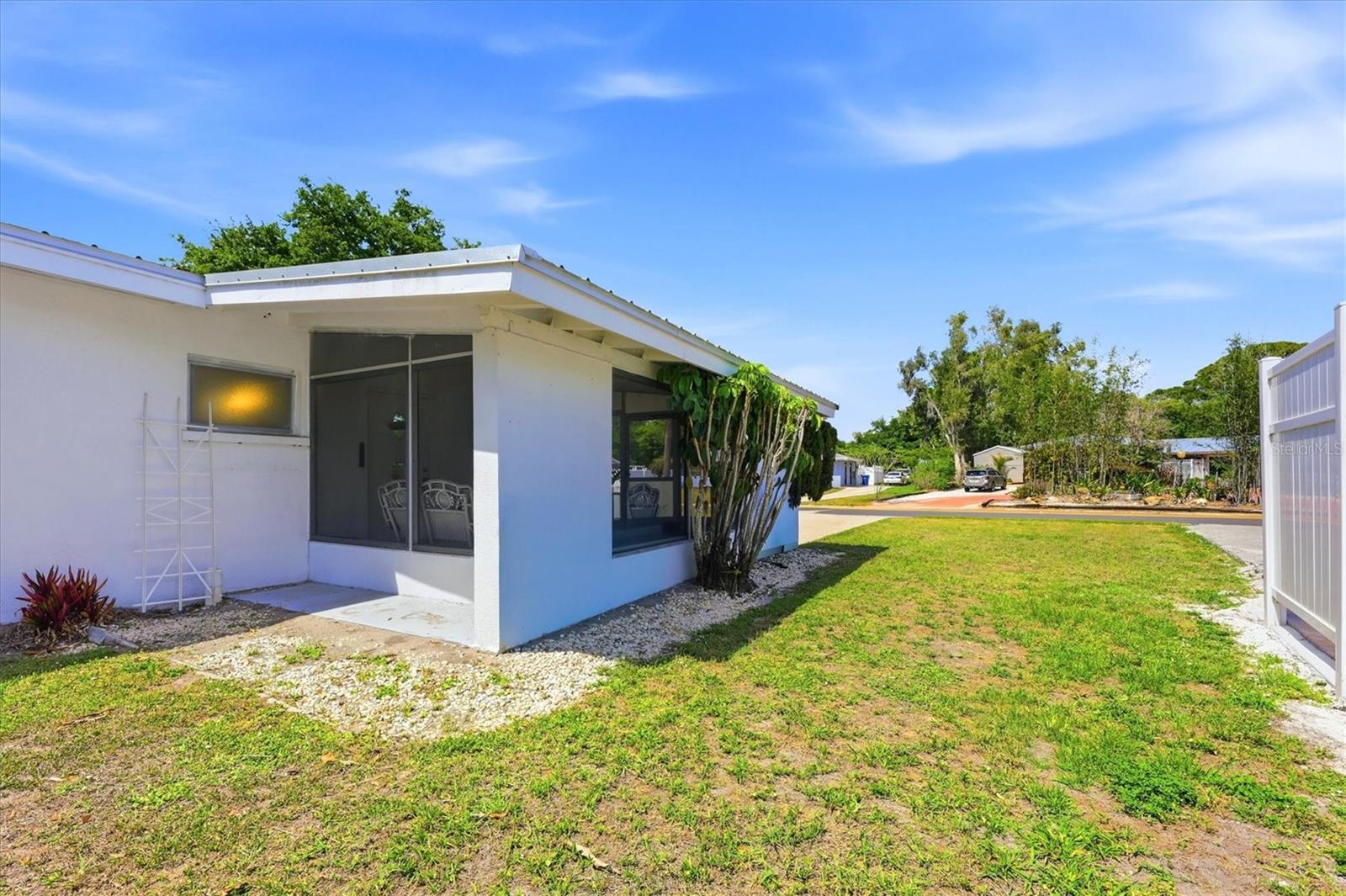 Image 31 of 39 For 3876 Prudence Drive