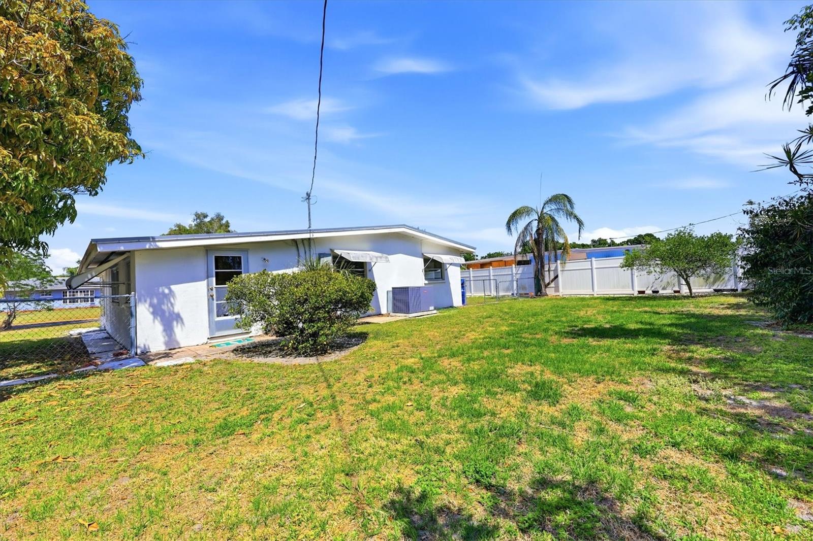 Image 34 of 39 For 3876 Prudence Drive