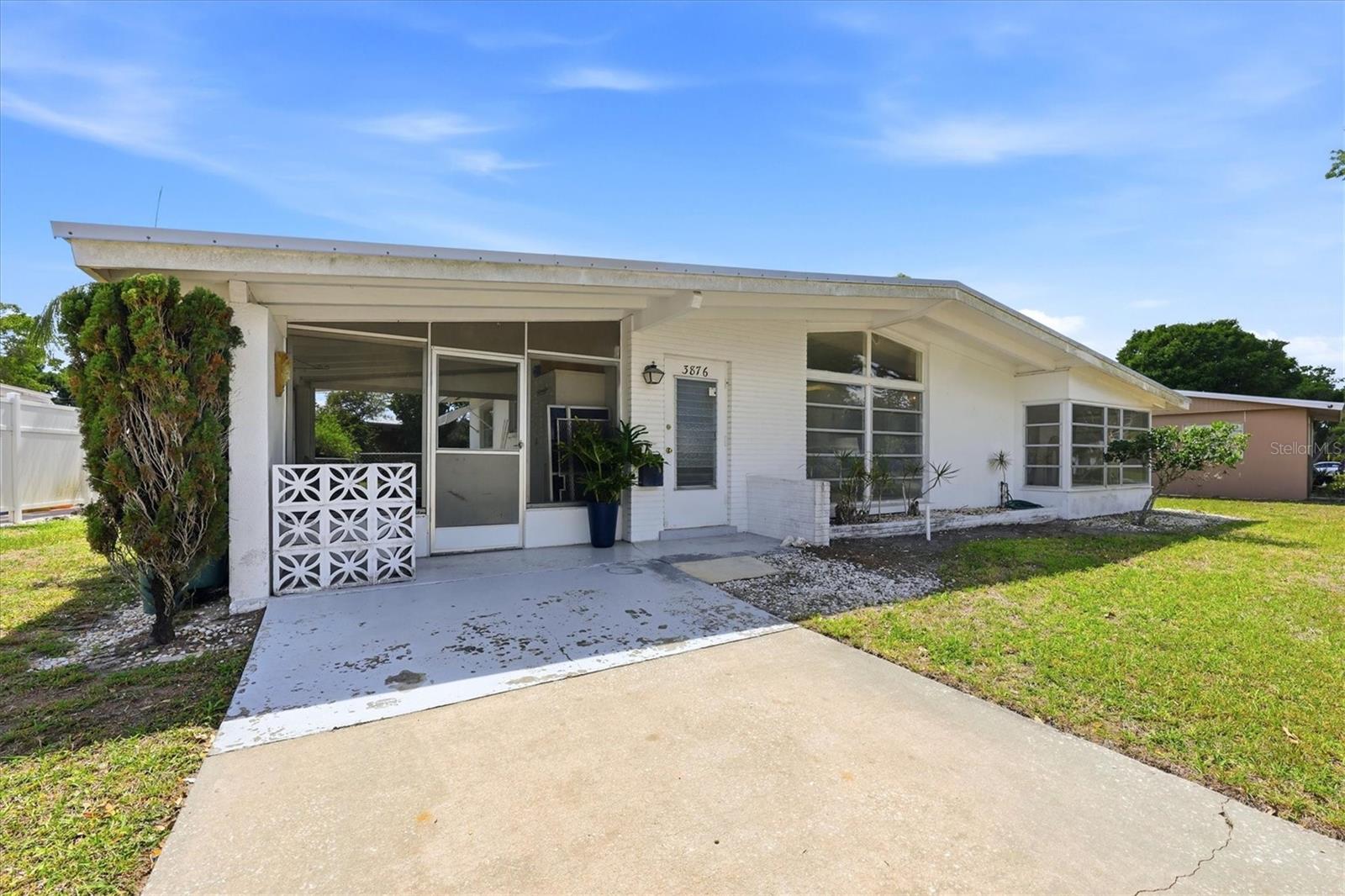 Image 9 of 39 For 3876 Prudence Drive